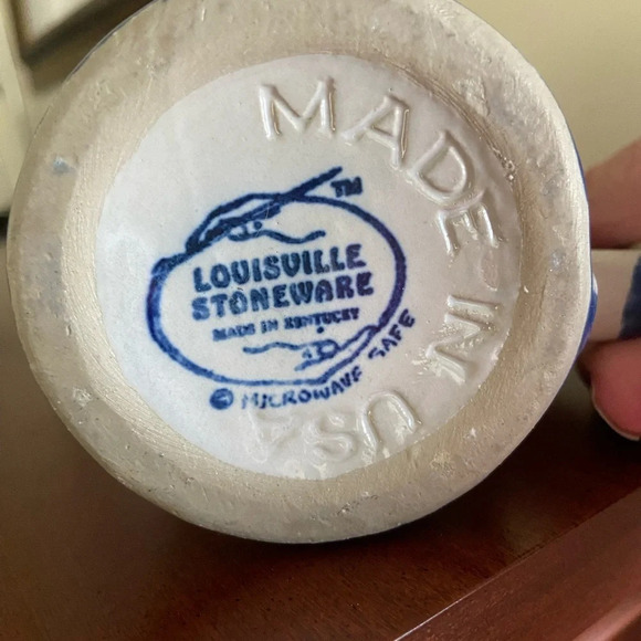 Louisville Pottery Stoneware 7 oz Child w/ Baseball Bat Hand-painted Mug - Picture 3 of 5